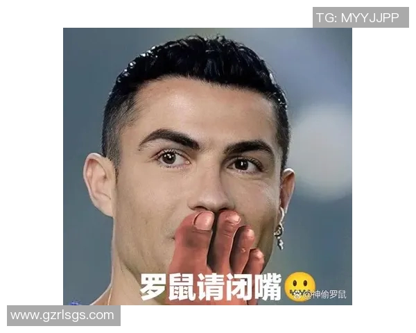 足球矮个子球星的时尚穿搭揭秘展现个性与自信的独特风格